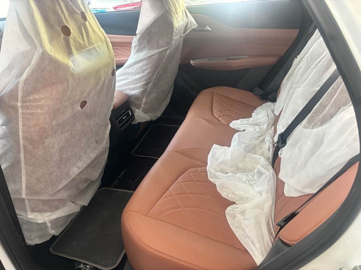 Changan UNI-Z PHEV 2025 immagine di auto #7