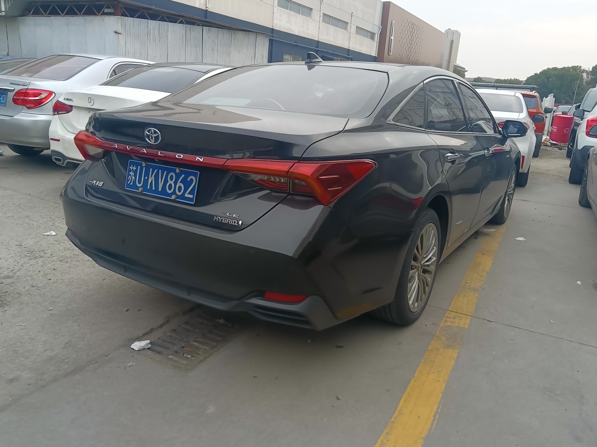 Toyota Avalon 2019 car image #7