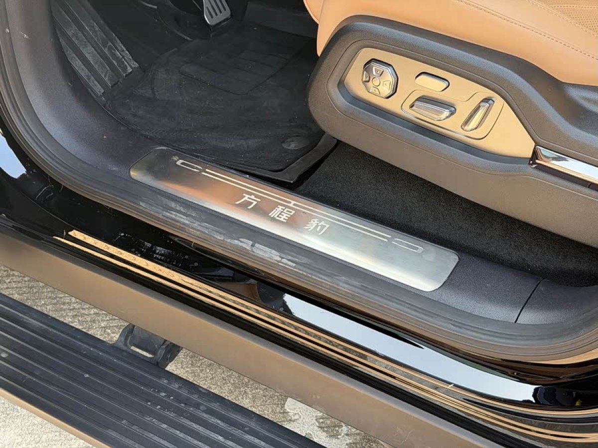 FangChengBao Leopard 8 2025 car image #7