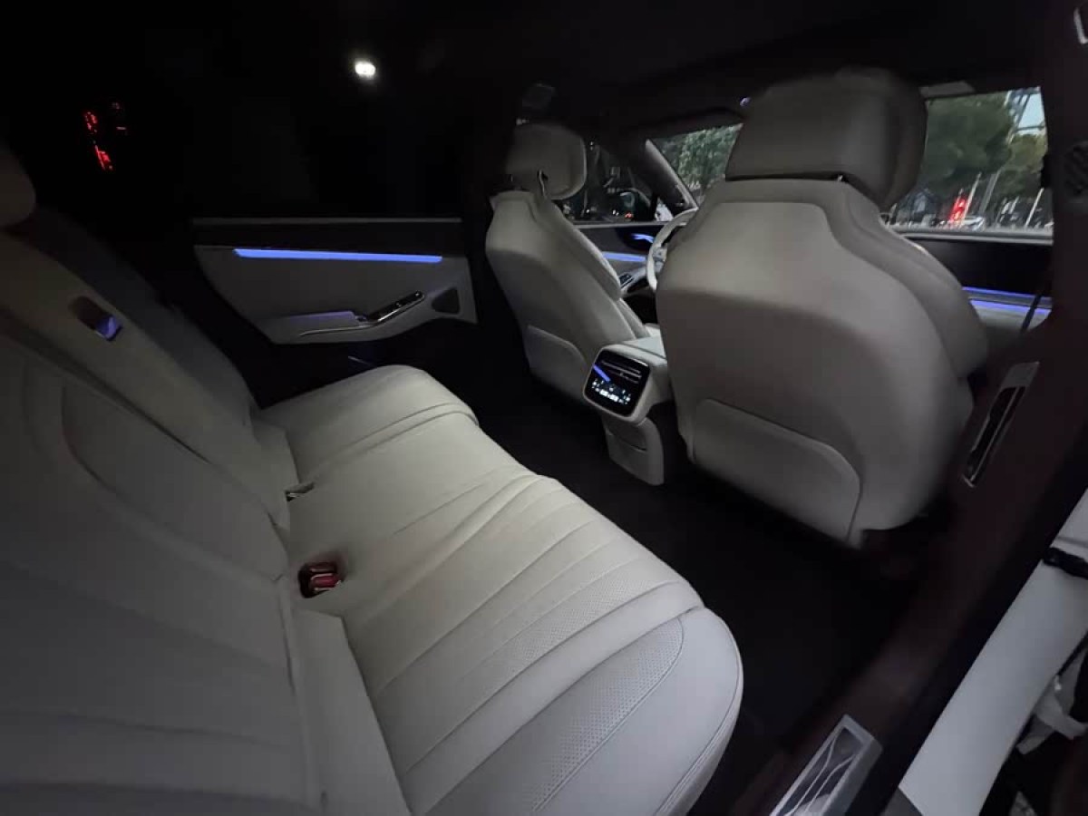 Denza Z9GT 2024 car image #7