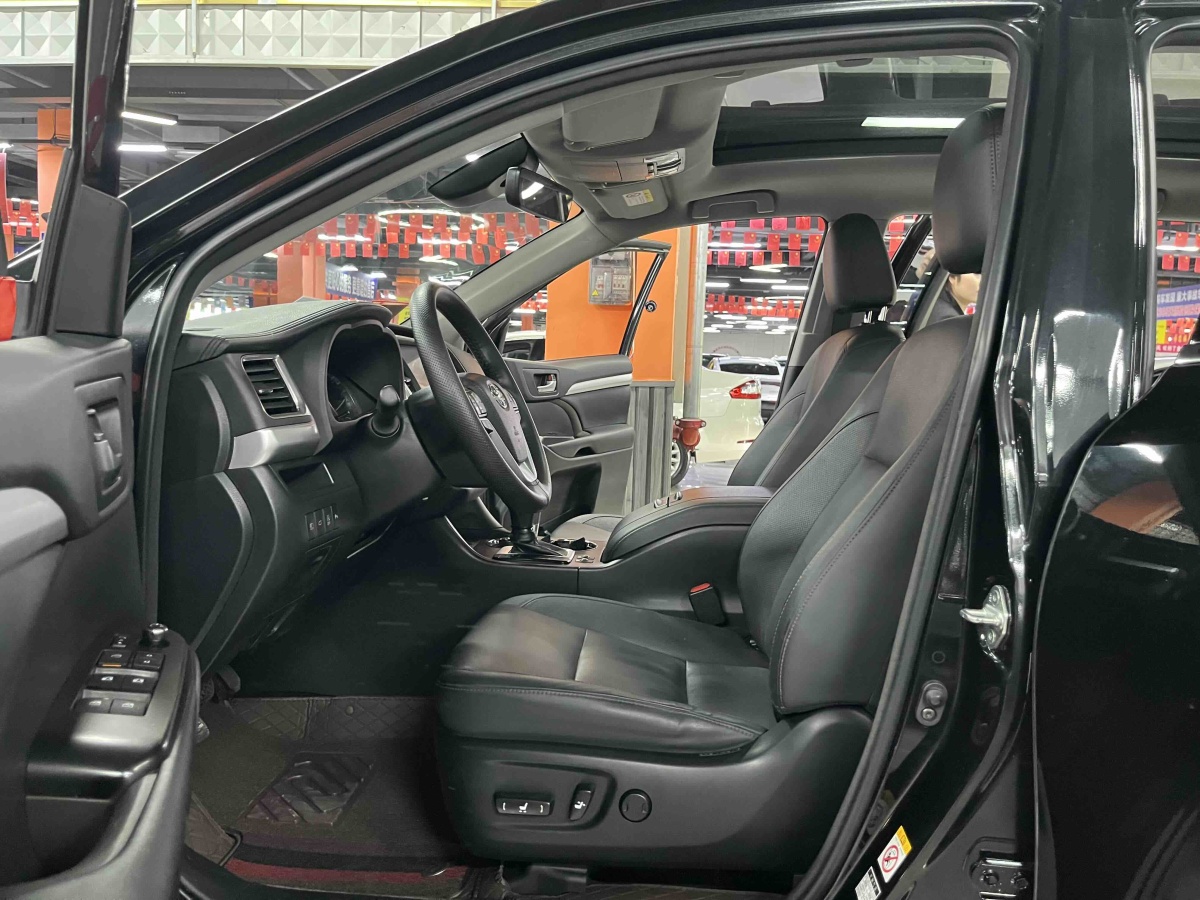 Toyota Highlander 2019 image de voiture #7