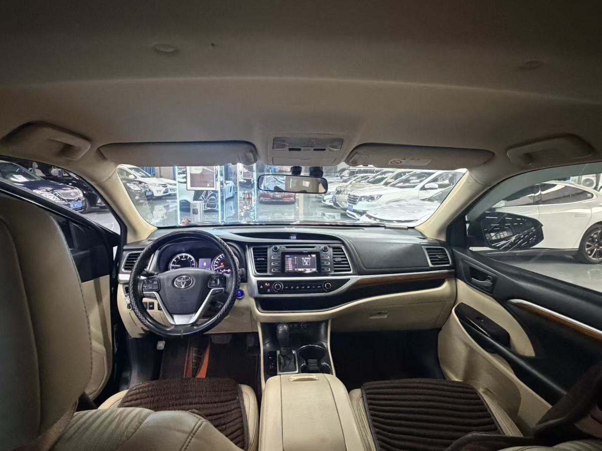 Toyota Highlander 2019 car image #7