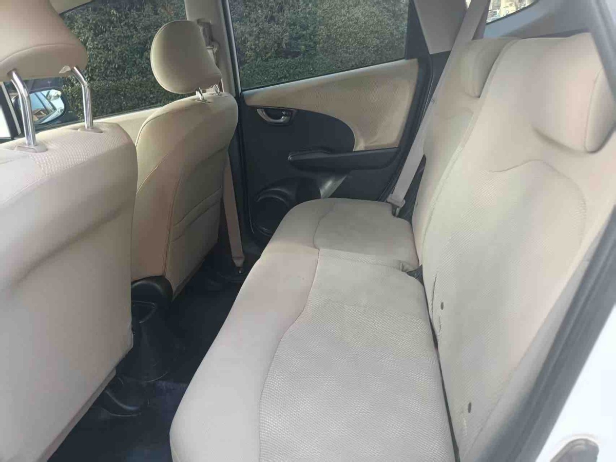 Honda Fit 2014 car image #7