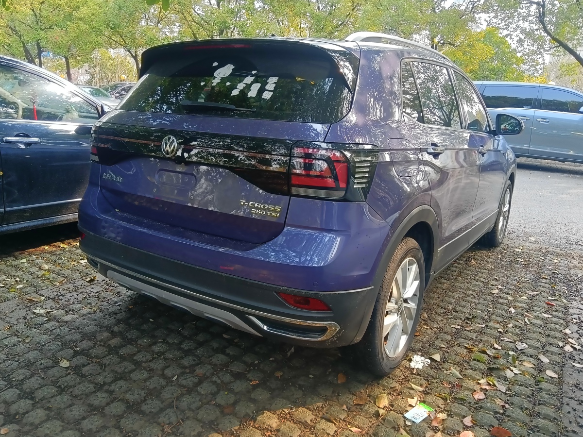 Volkswagen T-Cross 2020 car image #7