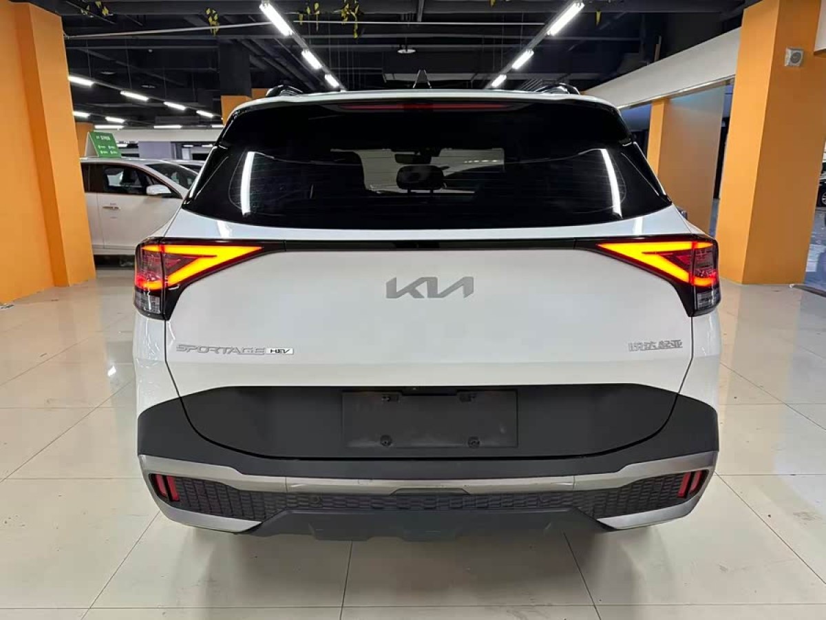 起亚 狮铂拓界 2023 汽车图片 #7