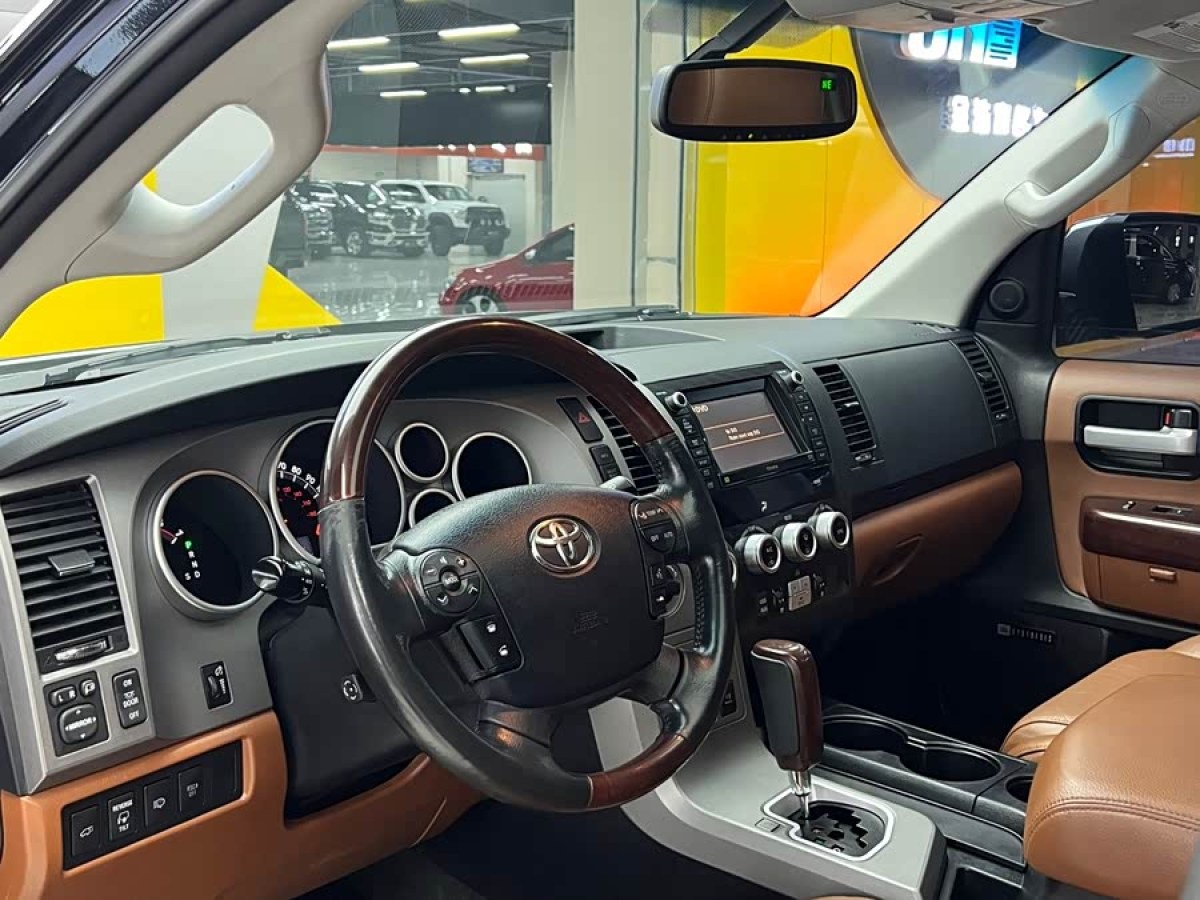 丰田 红杉 2011 汽车图片 #7