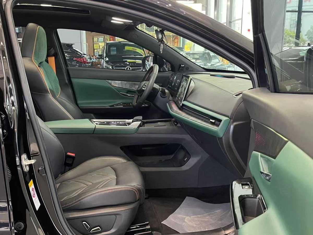 Changan UNI-T 2023 imagen de coche #7