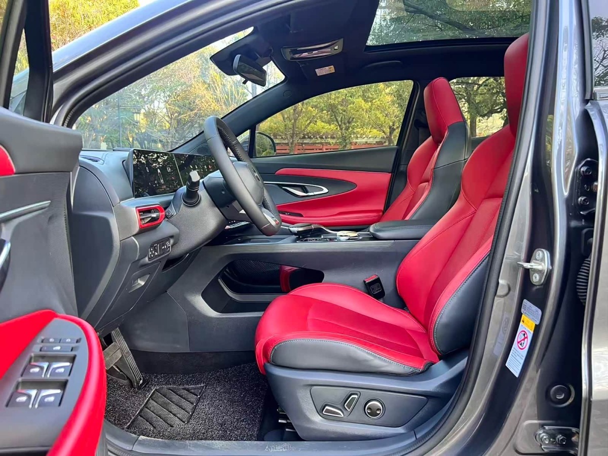 Changan UNI-T 2020 imagen de coche #7