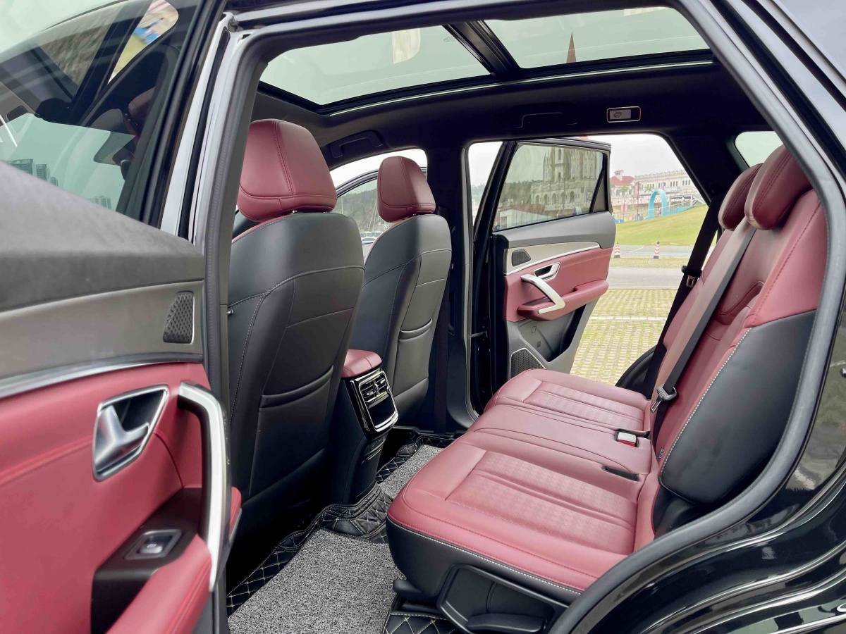 Jetour X70 PLUS 2025 #7 Jetour X70 PLUS 2025 car image #7