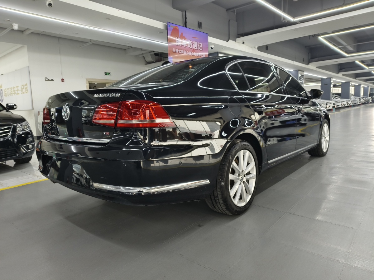 Volkswagen 2014 car image #7