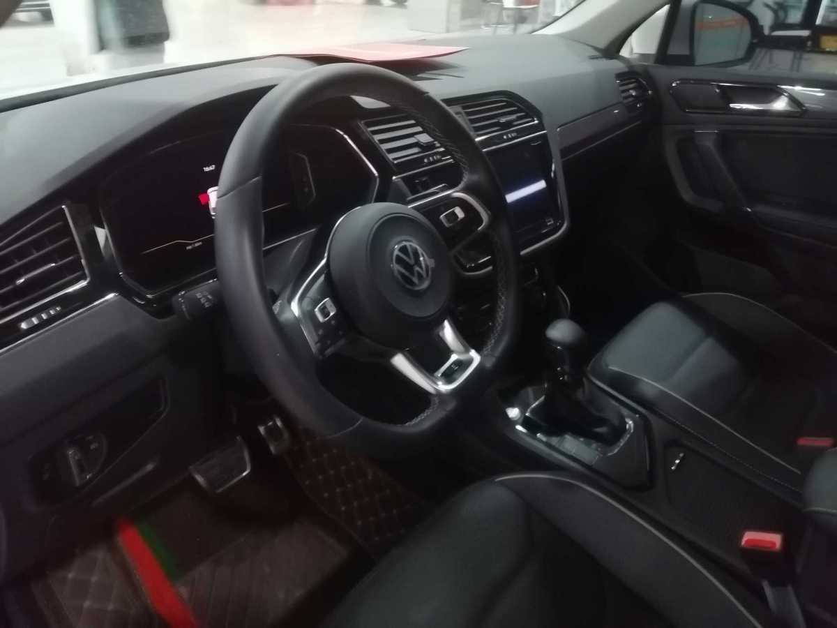 Volkswagen Tiguan L 2021 car image #7