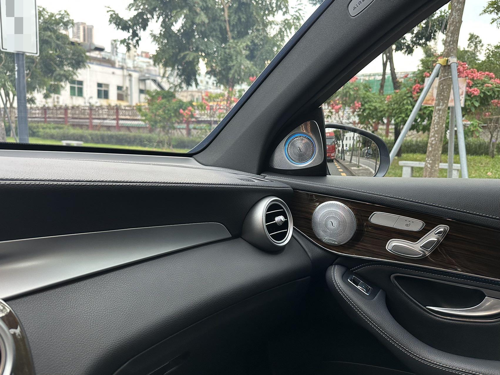 Mercedes-Benz GLC Class 2019 car image #7