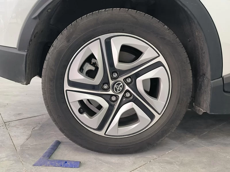 Toyota Izoa E 2021 #7 Toyota Izoa E 2021 imagen de coche #7