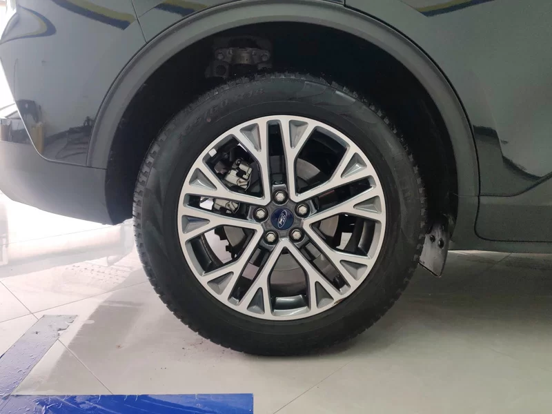 Ford Escape 2022 immagine di auto #7