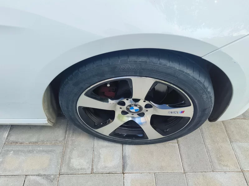 BMW 3 Series (Imported) 2011 car image #7