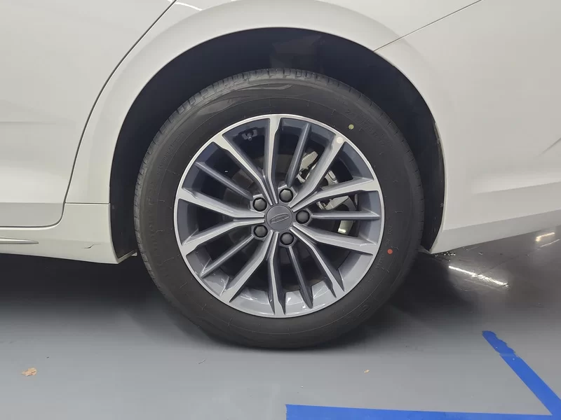 GEELY PrefaceL 2022 car image #7