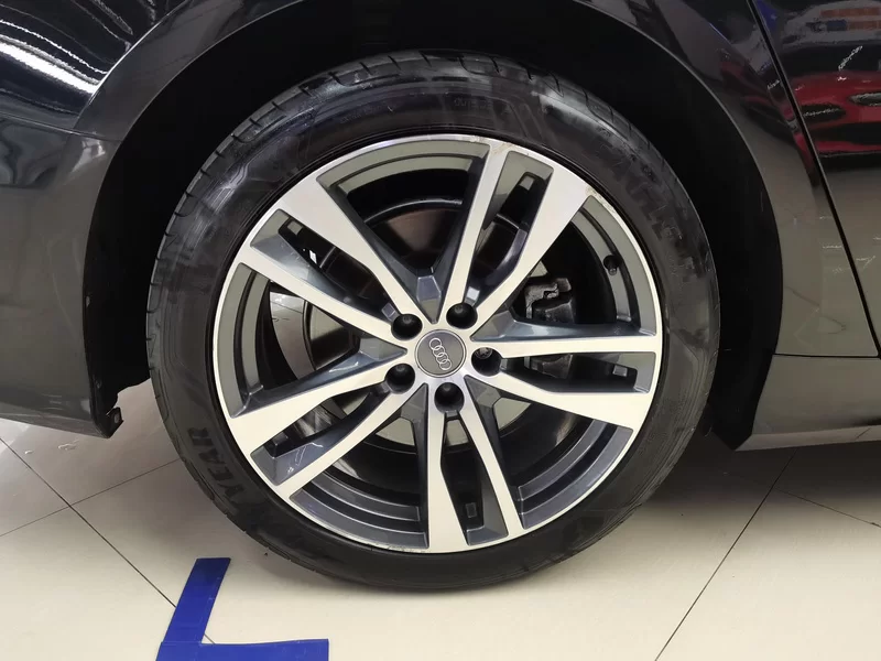 Audi A6 2021 car image #7