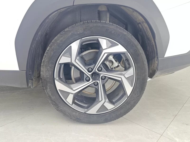 GEELY Boyue L 2023 car image #7