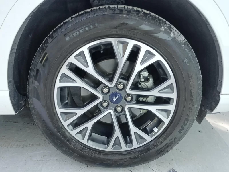 Ford Escape 2020 immagine di auto #7