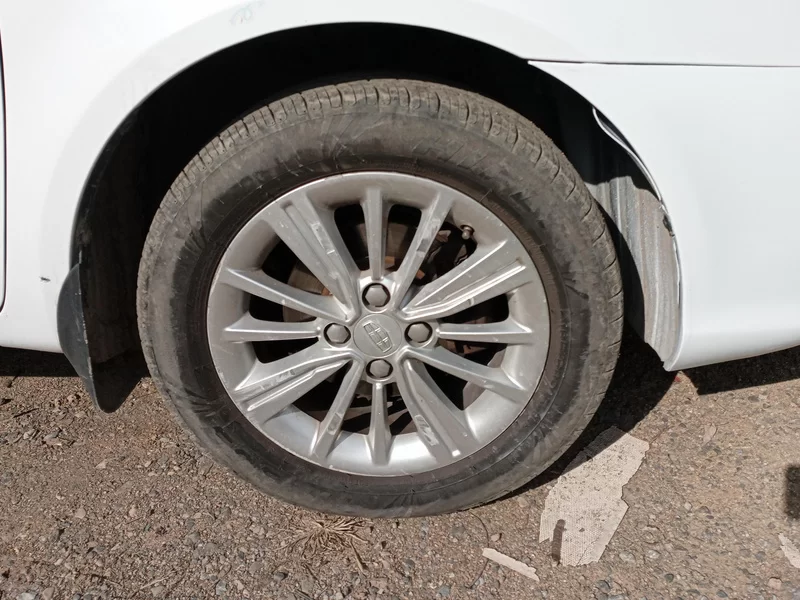 GEELY KingKong 2019 car image #7