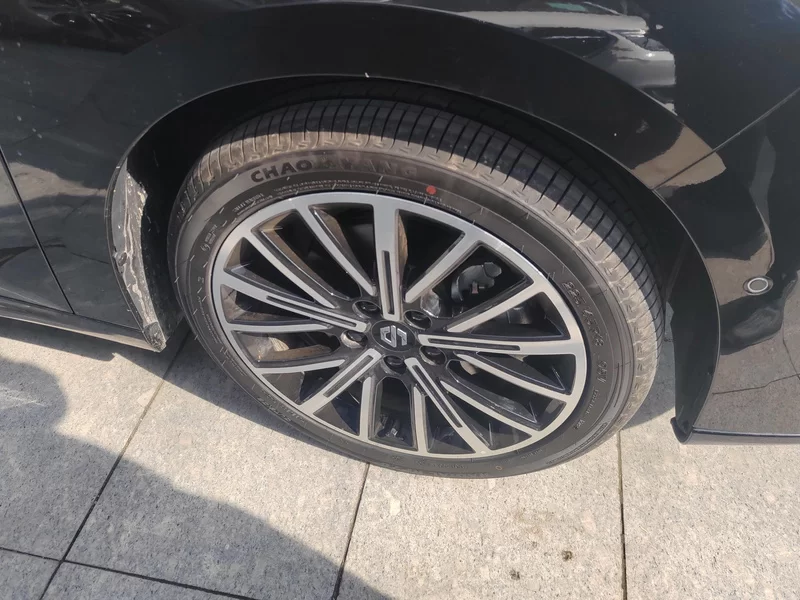 零跑汽车 零跑B01 2025 汽车图片 #7