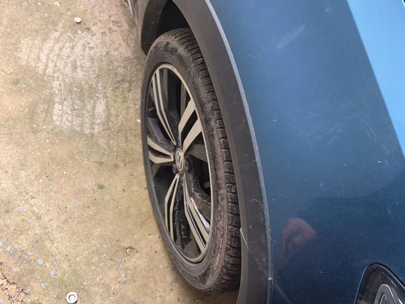 Volkswagen Touran 2018 car image #7