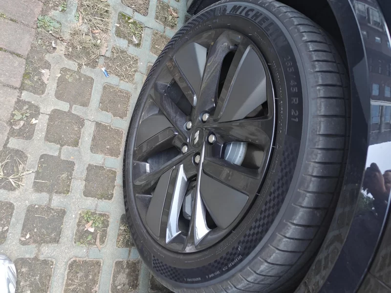 Li L8 2024 изображение автомобиля #7