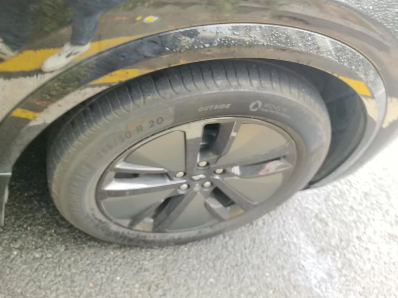 Li L8 2024 изображение автомобиля #7