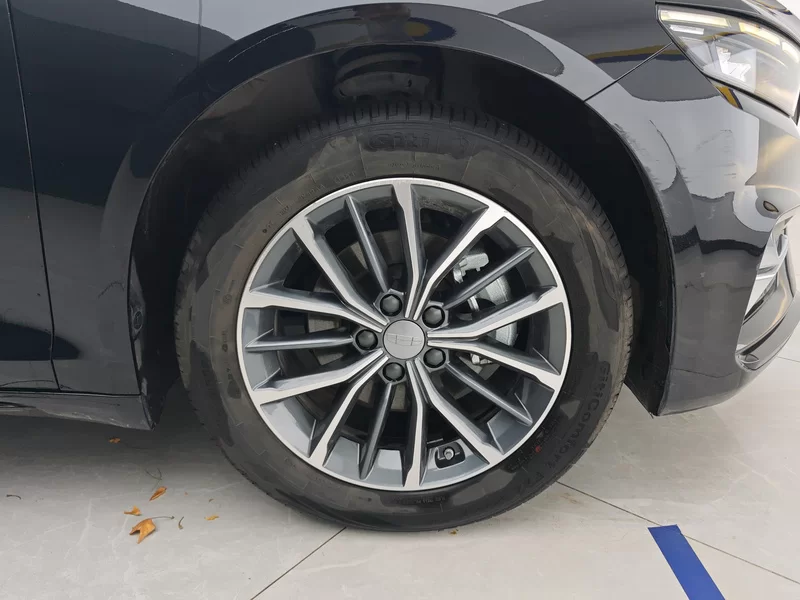 GEELY PrefaceL 2024 car image #7