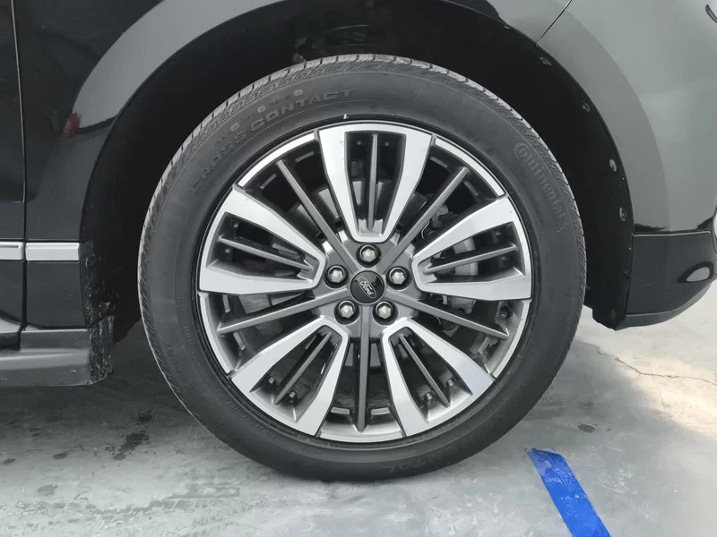 Ford Edge 2021 imagen de coche #7