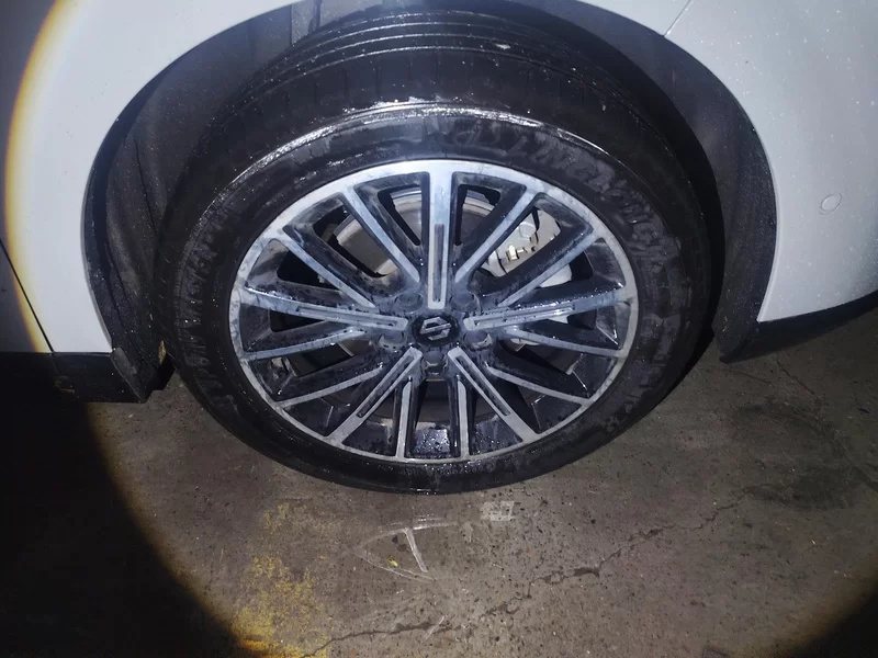 零跑汽车 零跑B10 2025 汽车图片 #7