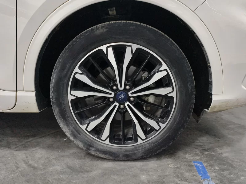 Ford Escape 2020 صورة سيارة #7