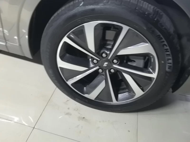 Li One 2021 صورة سيارة #7