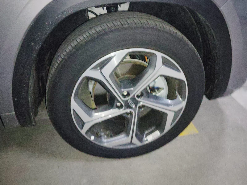 GEELY Monjaro MHEV 2025 #7 GEELY Monjaro MHEV 2025 immagine di auto #7