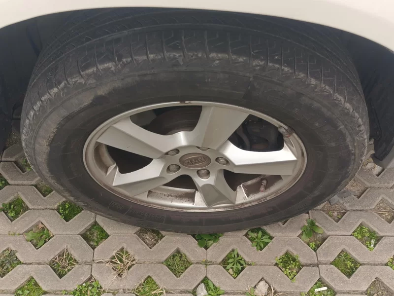 BYD S6 2013 imagen de coche #7