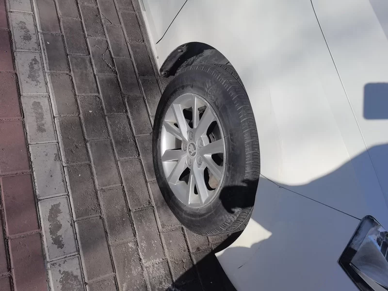 Skoda Rapid 2018 car image #7