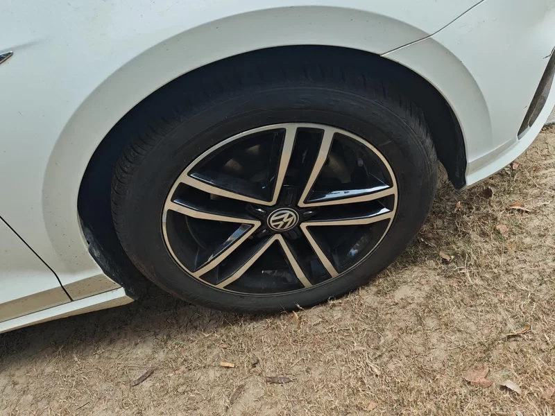 Volkswagen Lamando 2021 immagine di auto #7