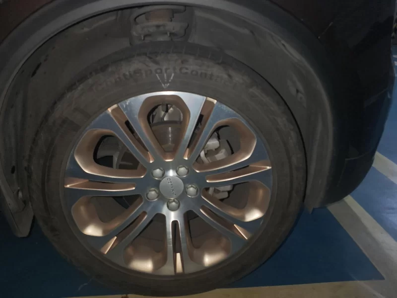 Lynk & Co 01 2018 car image #7