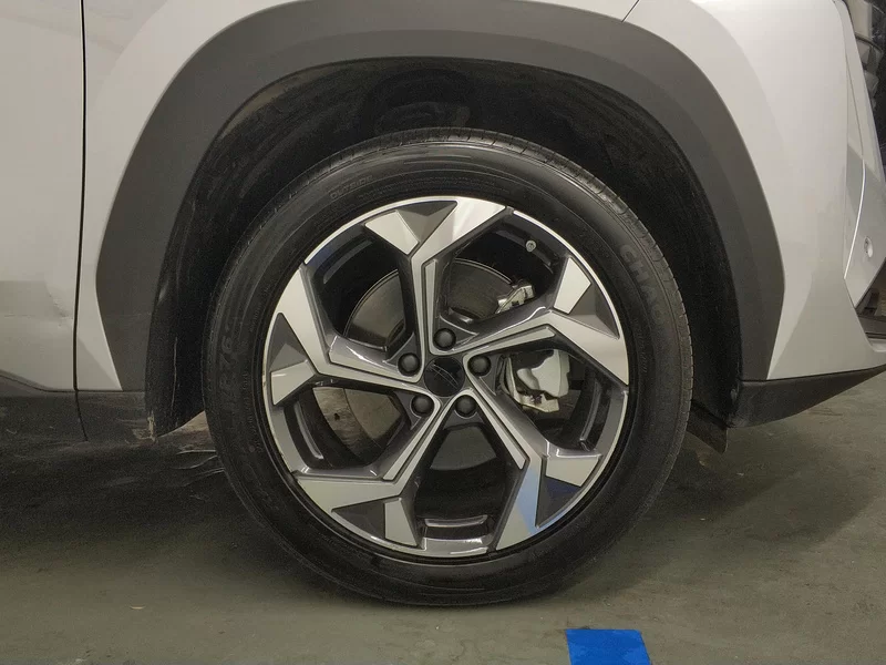 GEELY Boyue L 2025 car image #7