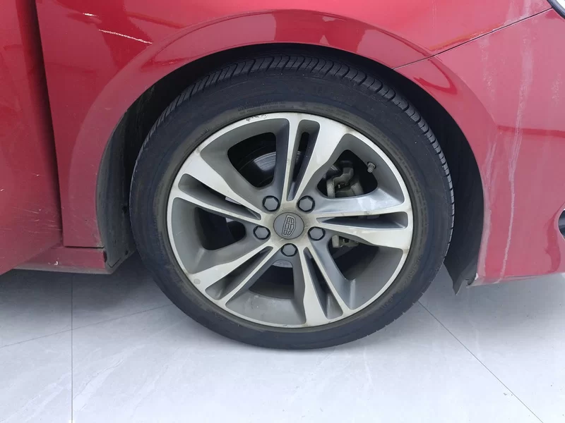 GEELY Binray 2018 car image #7