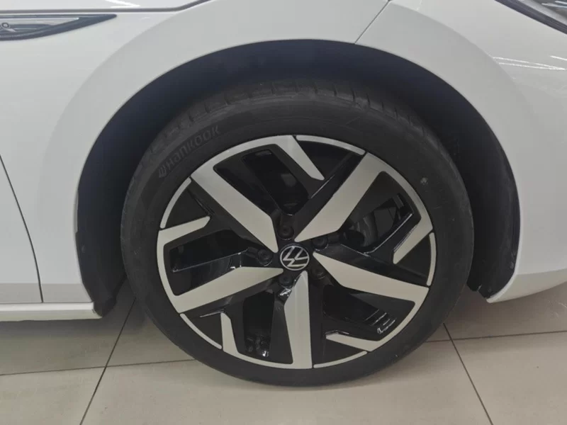 Volkswagen Lamando 2023 immagine di auto #7