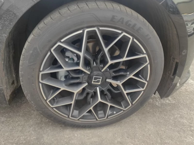 Zeekr 2025 car image #7