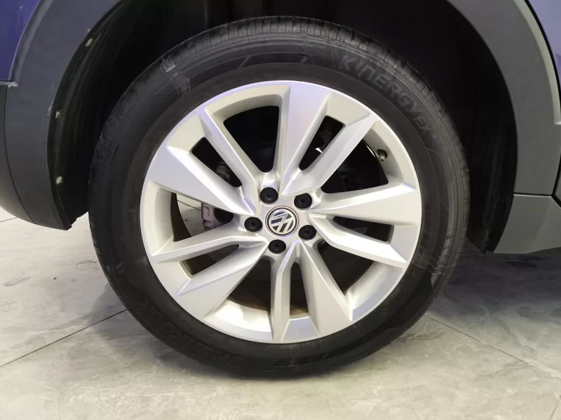 Volkswagen T-Cross 2019 car image #7