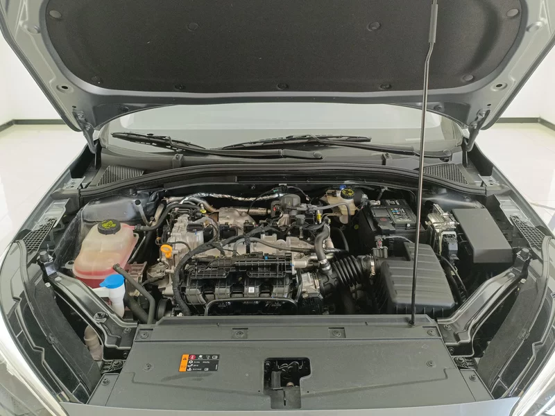Roewe i5 2025 #7 Roewe i5 2025 car image #7
