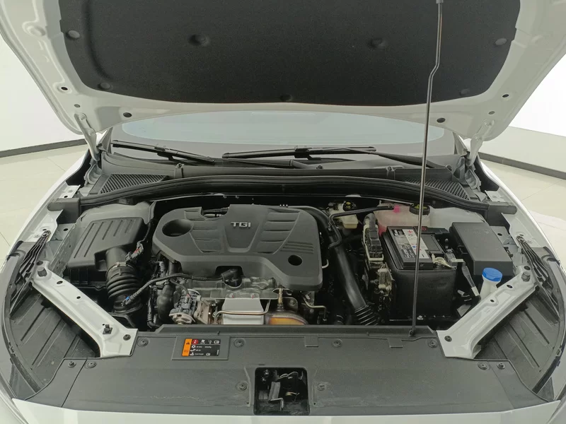 5 2024 immagine di auto #7