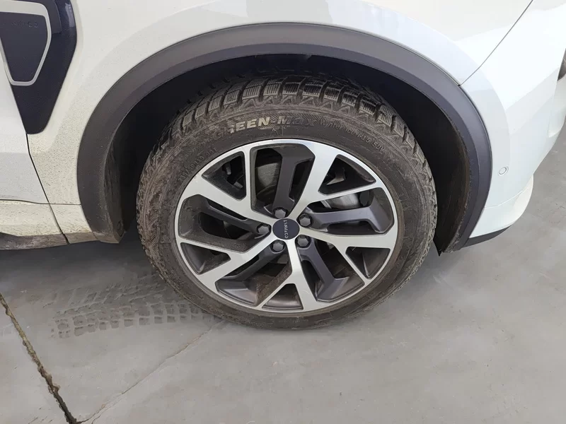 Lynk & Co 01 2019 #7 Lynk & Co 01 2019 car image #7