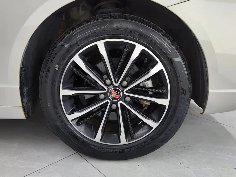 Roewe 2020 #7 Roewe 2020 car image #7