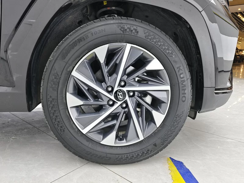 Hyundai Tucson 2023 car image #7
