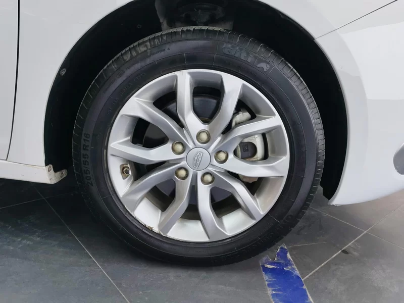 GEELY Emgrand GL 2017 car image #7