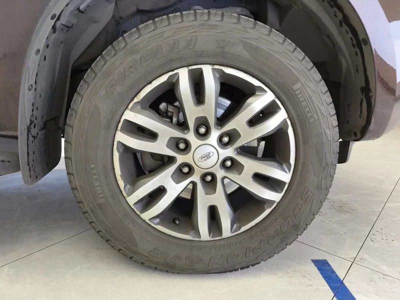 Ford Everest 2020 imagen de coche #7